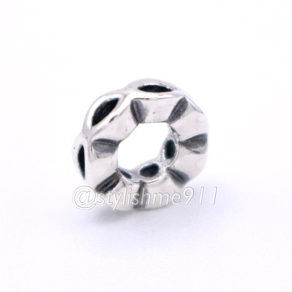 Authentic PANDORA Open Sky Spacer - Picture 9 of 11